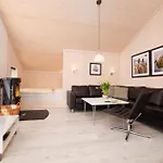 2 House B 110 Nyaraló *